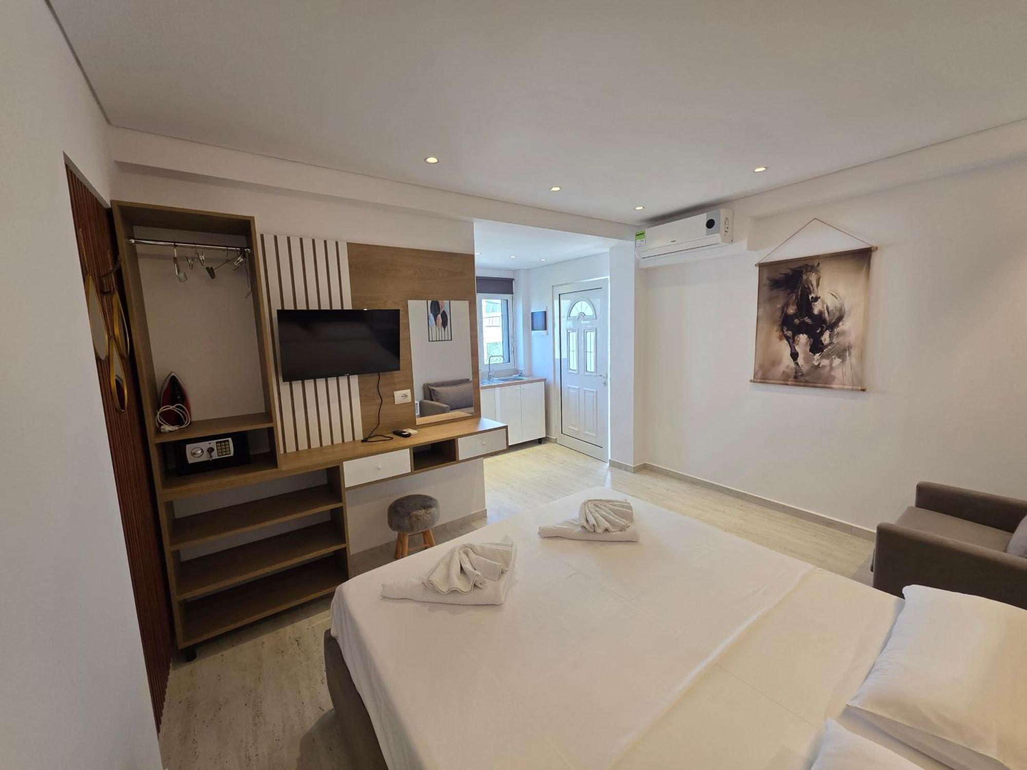 Apartments Veliaj クサミル エクステリア 写真